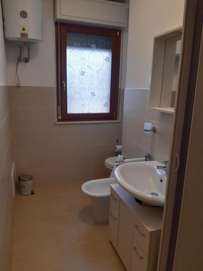 Casa Vacanze Da Lory Porto Torres Exteriör bild