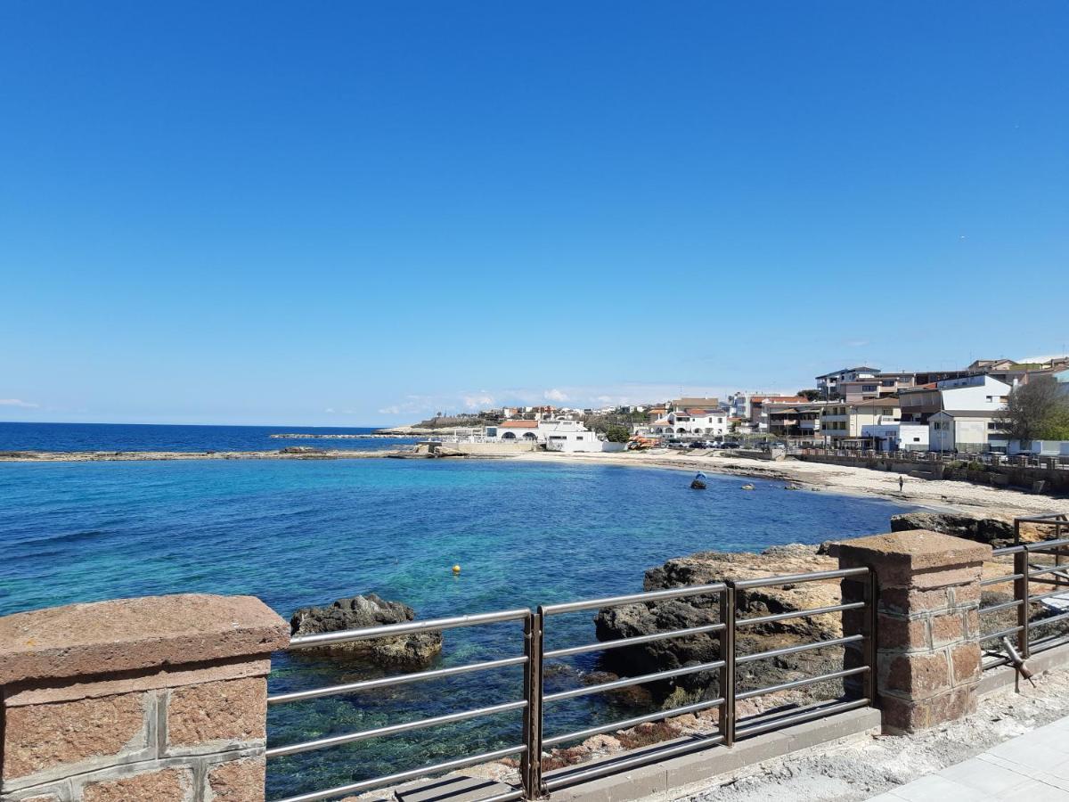 Casa Vacanze Da Lory Porto Torres Exteriör bild